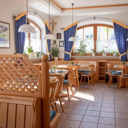 Gasthaus Moosbrau Guest house Simbach am Inn